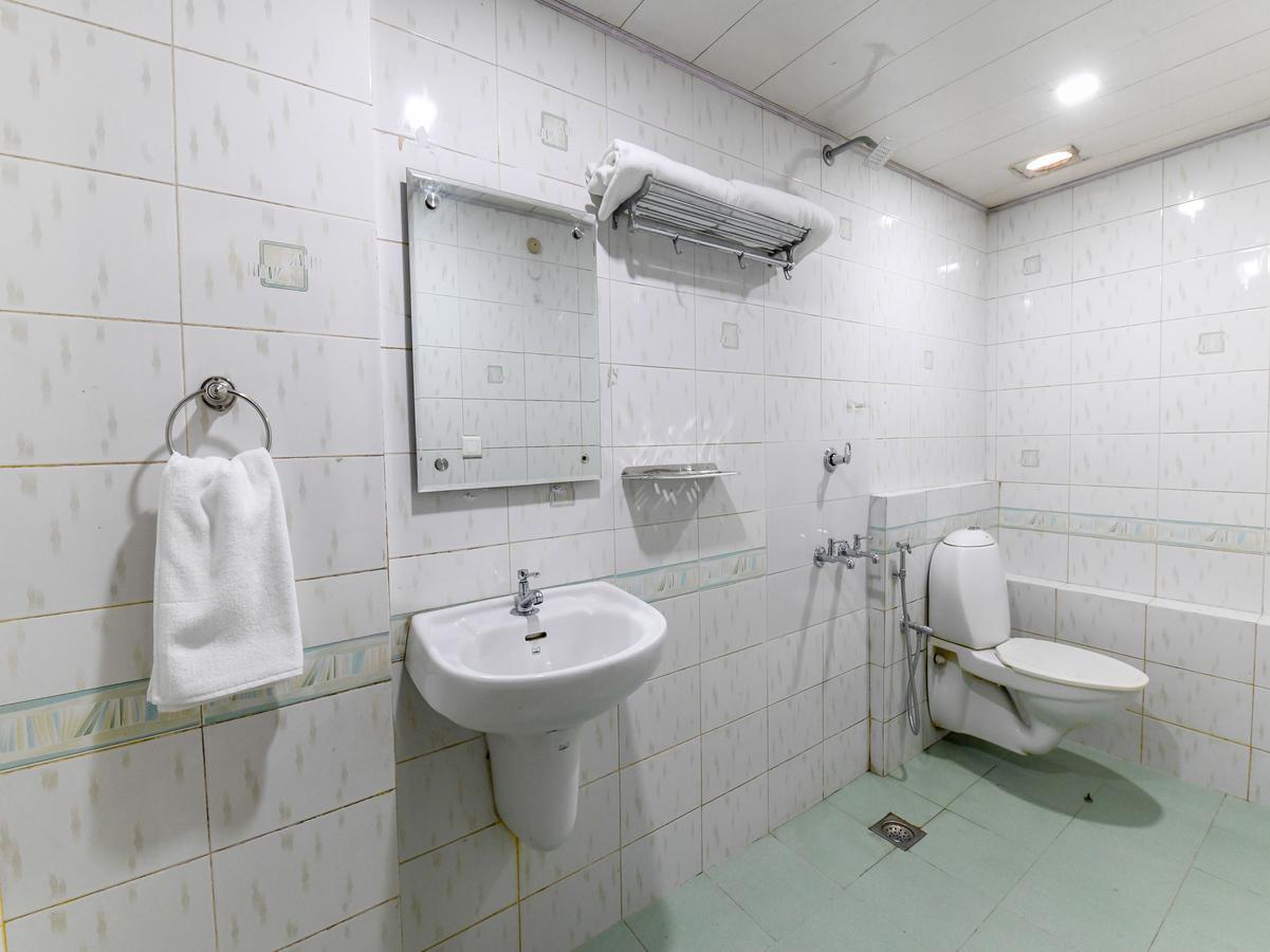 Oyo 11309 Hotel Green Land Residency Kochi Extérieur photo
