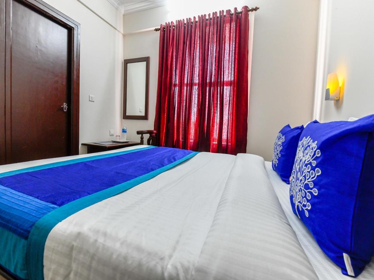 Oyo 11309 Hotel Green Land Residency Kochi Extérieur photo