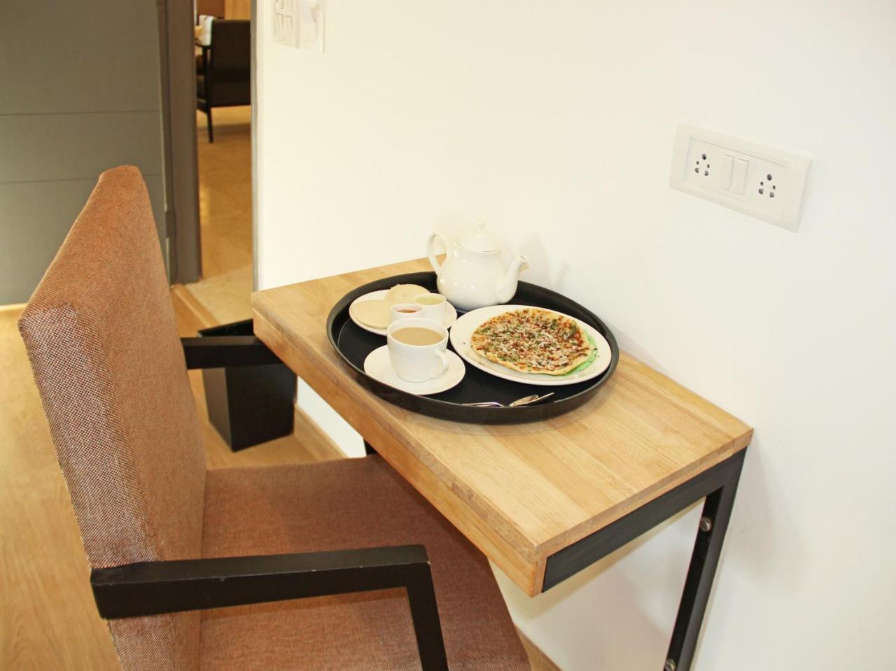 Oyo 11309 Hotel Green Land Residency Kochi Extérieur photo