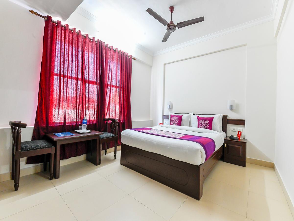 Oyo 11309 Hotel Green Land Residency Kochi Extérieur photo