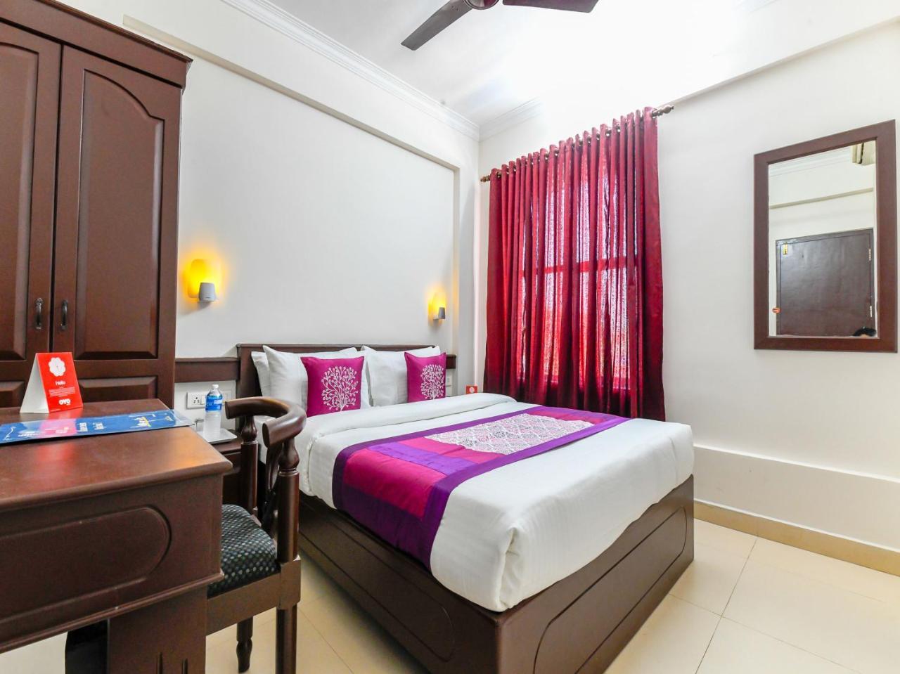 Oyo 11309 Hotel Green Land Residency Kochi Extérieur photo